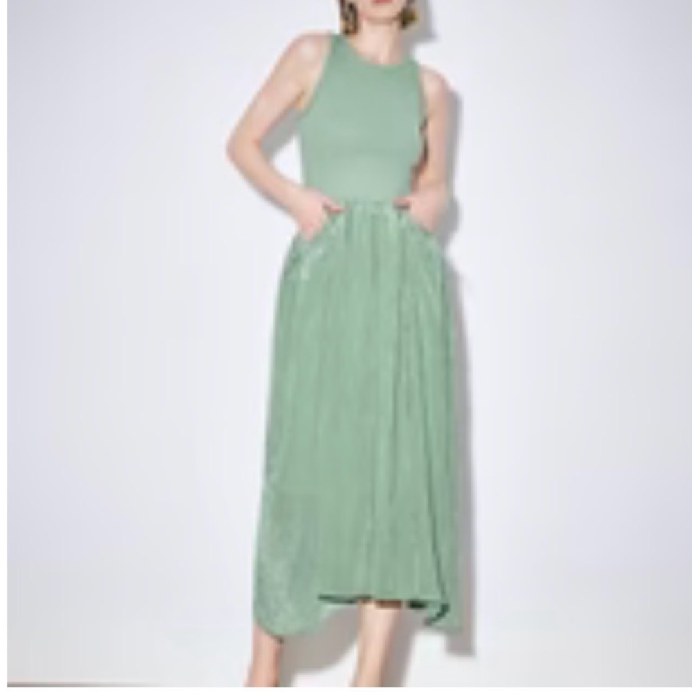 Urban Revivo Ribbed and Satin Green Midi Dress